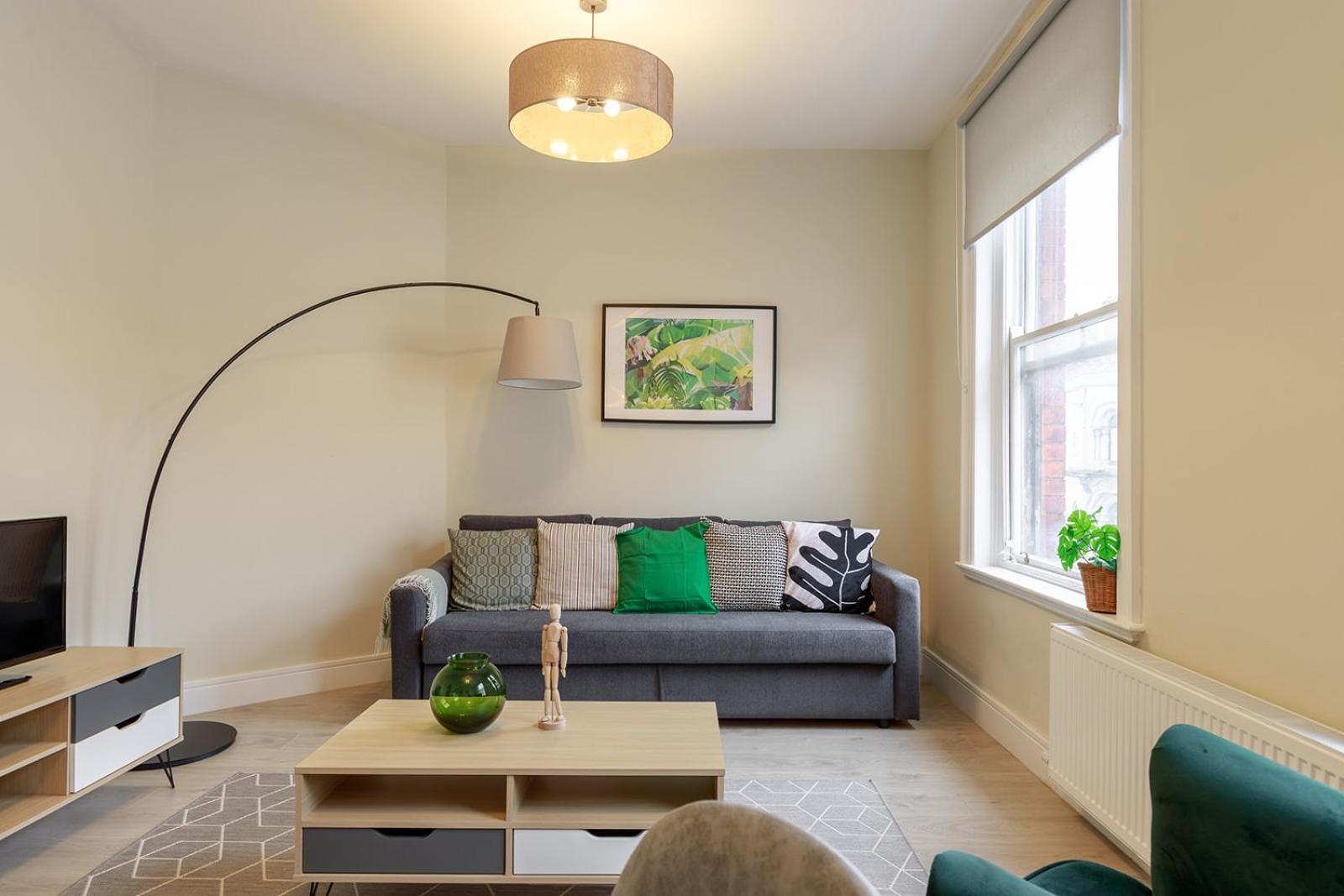 Dublin Castle Suites Екстериор снимка