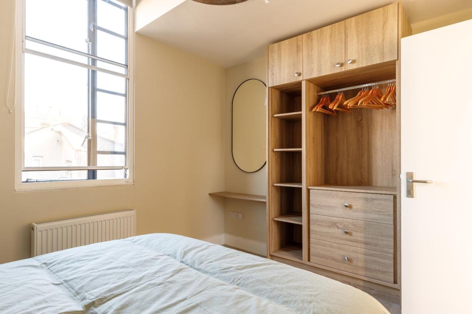 Dublin Castle Suites Екстериор снимка